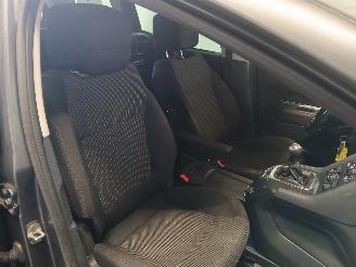 Peugeot 5008 5008 I (0A/0E) MPV 1.6 VTI 16V (EP6C(5FS)) [88kW]  (09-2009/03-2017) picture 9