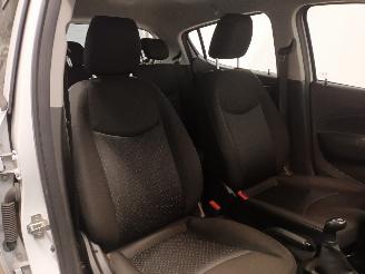 Opel Karl Karl Hatchback 5-drs 1.0 12V (B10XE(Euro 6)) [55kW]  (01-2015/03-2019)= picture 12