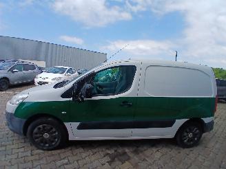 Peugeot Partner Partner (GC/GF/GG/GJ/GK) Van 1.6 (TU5JP4B(NFR)) [66kW]  (04-2008/02-20=
12) picture 4
