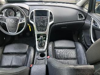 Opel Astra Astra J (PC6/PD6/PE6/PF6) Hatchback 5-drs 1.7 CDTi 16V EcoFLEX 130 (A1=
7DTE(Euro 5)) [96kW]  (07-2011/10-2015) picture 9