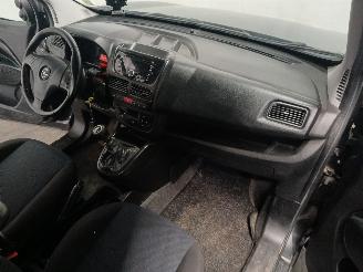 Opel Combo Combo Tour MPV 1.4 16V ecoFlex (A14FP(843.A1.000)) [70kW]  (02-2012/12=
-2018) picture 8