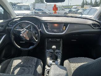 Opel Grandland Grandland (X) SUV 1.2 Turbo 12V (F12XHT(EB2ADTS)) [96kW]  (06-2017/...=
) picture 15