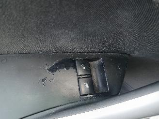 Opel Astra Astra J Sports Tourer (PD8/PE8/PF8) Combi 1.7 CDTi 16V (A17DTR(Euro 5)=
) [81kW]  (10-2010/10-2015) picture 13