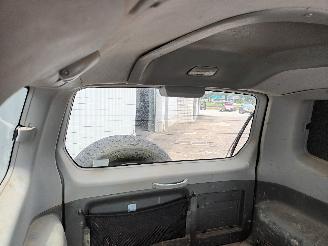 Mitsubishi Pajero Pajero Canvas Top (V6/7) Terreinwagen 3.2 DI-D 16V (4M41) [118kW]  (10=
-2001/12-2006) picture 10