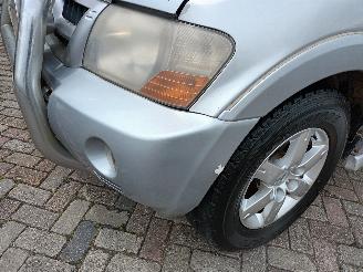 Mitsubishi Pajero Pajero Canvas Top (V6/7) Terreinwagen 3.2 DI-D 16V (4M41) [118kW]  (10=
-2001/12-2006) picture 18