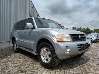 Mitsubishi Pajero Pajero Hardtop (V6/7) Terreinwagen 3.2 DI-D 16V (4M41) [118kW]  (04-20=
00/12-2006) picture 7