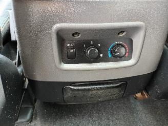 Mitsubishi Pajero Pajero Hardtop (V6/7) Terreinwagen 3.2 DI-D 16V (4M41) [118kW]  (04-20=
00/12-2006) picture 16