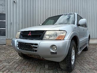 škoda osobní automobily Mitsubishi Pajero Pajero Hardtop (V6/7) Terreinwagen 3.2 DI-D 16V (4M41) [118kW]  (04-20=
00/12-2006) 2004/4
