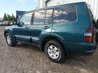 Mitsubishi Pajero Pajero Hardtop (V8/9) Terreinwagen 3.2 DI-D 16V (4M41) [121kW]  (04-20=
00/12-2006) picture 4