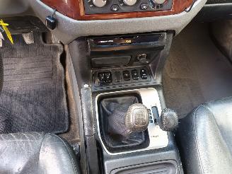 Mitsubishi Pajero Pajero Canvas Top (V6/7) Terreinwagen 3.2 DI-D 16V (4M41) [118kW]  (10=
-2001/12-2006) picture 16