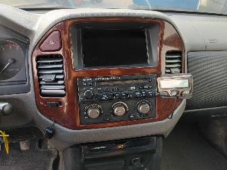 Mitsubishi Pajero Pajero Canvas Top (V6/7) Terreinwagen 3.2 DI-D 16V (4M41) [118kW]  (10=
-2001/12-2006) picture 15