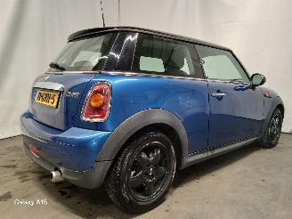 Mini Mini Mini (R56) Hatchback 1.6 16V Cooper (N12-B16A) [88kW]  (10-2006/02-201=
2) picture 6