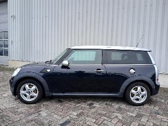 Mini Mini Clubman (R55) Combi 1.6 16V Cooper (N12-B16A) [88kW]  (10-2007/12-2013=
) picture 4