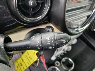 Mini Mini Clubman (R55) Combi 1.6 16V Cooper (N12-B16A) [88kW]  (10-2007/12-2013=
) picture 14