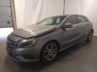 Mercedes A-klasse A (W176) Hatchback 1.6 A-180 16V (M270.910) [90kW]  (09-2012/05-2018) picture 3