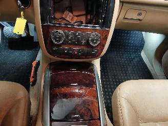 Mercedes R-klasse R (W251) MPV 3.0 320 CDI 24V 4-Matic (OM642.950) [165kW]  (01-2006/07-=
2010) picture 19