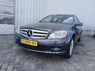 škoda osobní automobily Mercedes C-klasse C Estate (S204) Combi 2.2 C-200 CDI 16V BlueEFFICIENCY (OM651.913) [10=
0kW]  (04-2010/...) 2010/5