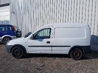Opel Combo Combo (Corsa C) Van 1.4 16V Twin Port (Z14XEP(Euro 4)) [66kW]  (10-200=
4/02-2012) picture 4