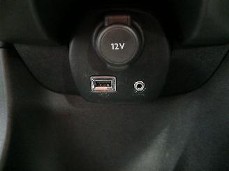 Peugeot 108 108 Hatchback 1.0 12V (1KRFE(CFB)) [51kW]  (05-2014/...) picture 21