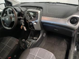 Peugeot 108 108 Hatchback 1.0 12V (1KRFE(CFB)) [51kW]  (05-2014/...) picture 8