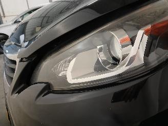 Peugeot 108 108 Hatchback 1.0 12V (1KRFE(CFB)) [51kW]  (05-2014/...) picture 29