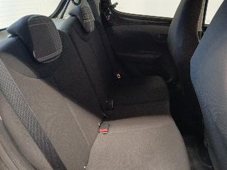 Peugeot 108 108 Hatchback 1.0 12V (1KRFE(CFB)) [51kW]  (05-2014/...) picture 10