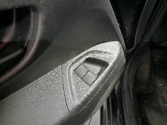 Peugeot 108 108 Hatchback 1.0 12V (1KRFE(CFB)) [51kW]  (05-2014/...) picture 11