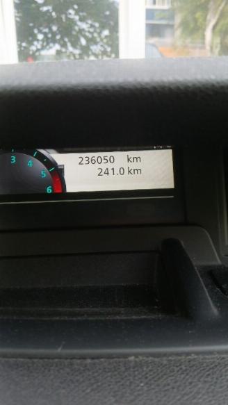 Renault Scenic Scénic III (JZ) MPV 1.5 dCi 110 (K9K-837(K9K-N8)) [81kW]  (04-2009/0=
9-2016) picture 2