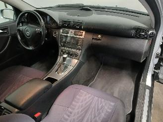 Mercedes C-klasse C Sportcoupé (C203) Hatchback 1.8 C-180K 16V (M271.946) [105kW]  (05=
-2002/05-2008) picture 8