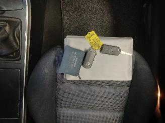 Mazda 6 6 Sport (GG14) Hatchback 1.8i 16V (L829) [88kW]  (08-2002/09-2007) picture 20