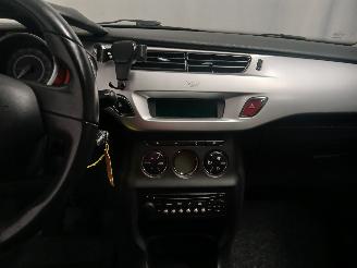 Citroën C3 C3 (SC) Hatchback 5-drs 1.4 (TU3AE5(KFT)) [54kW]  (11-2009/09-2016) picture 19