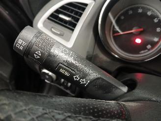 Opel Astra Astra J Sports Tourer (PD8/PE8/PF8) Combi 1.4 Turbo 16V (A14NET(Euro 5=
)) [103kW]  (10-2010/10-2015) picture 14