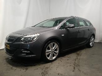 Opel Astra Astra J Sports Tourer (PD8/PE8/PF8) Combi 1.4 Turbo 16V (A14NET(Euro 5=
)) [103kW]  (10-2010/10-2015) picture 3