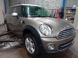 Mini Mini Clubman (R55) Combi 1.6 16V Cooper (N16-B16A) [90kW]  (03-2010/06-2014=
) picture 2