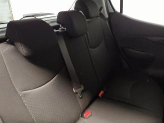 Opel Karl Karl Hatchback 5-drs 1.0 12V (B10XE(Euro 6)) [55kW]  (01-2015/03-2019)= picture 9