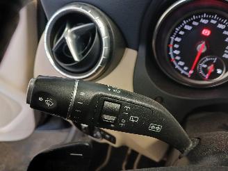 Mercedes Cla-klasse CLA Shooting Brake (117.9) Combi 1.6 CLA-200 16V (M270.910) [115kW]  (=
01-2015/03-2019) picture 15