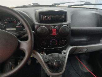 Fiat Doblo Doblo Cargo (223) Van 1.6 16V (182.B.6000(Euro 3)) [76kW]  (10-2001/10=
-2005) picture 17