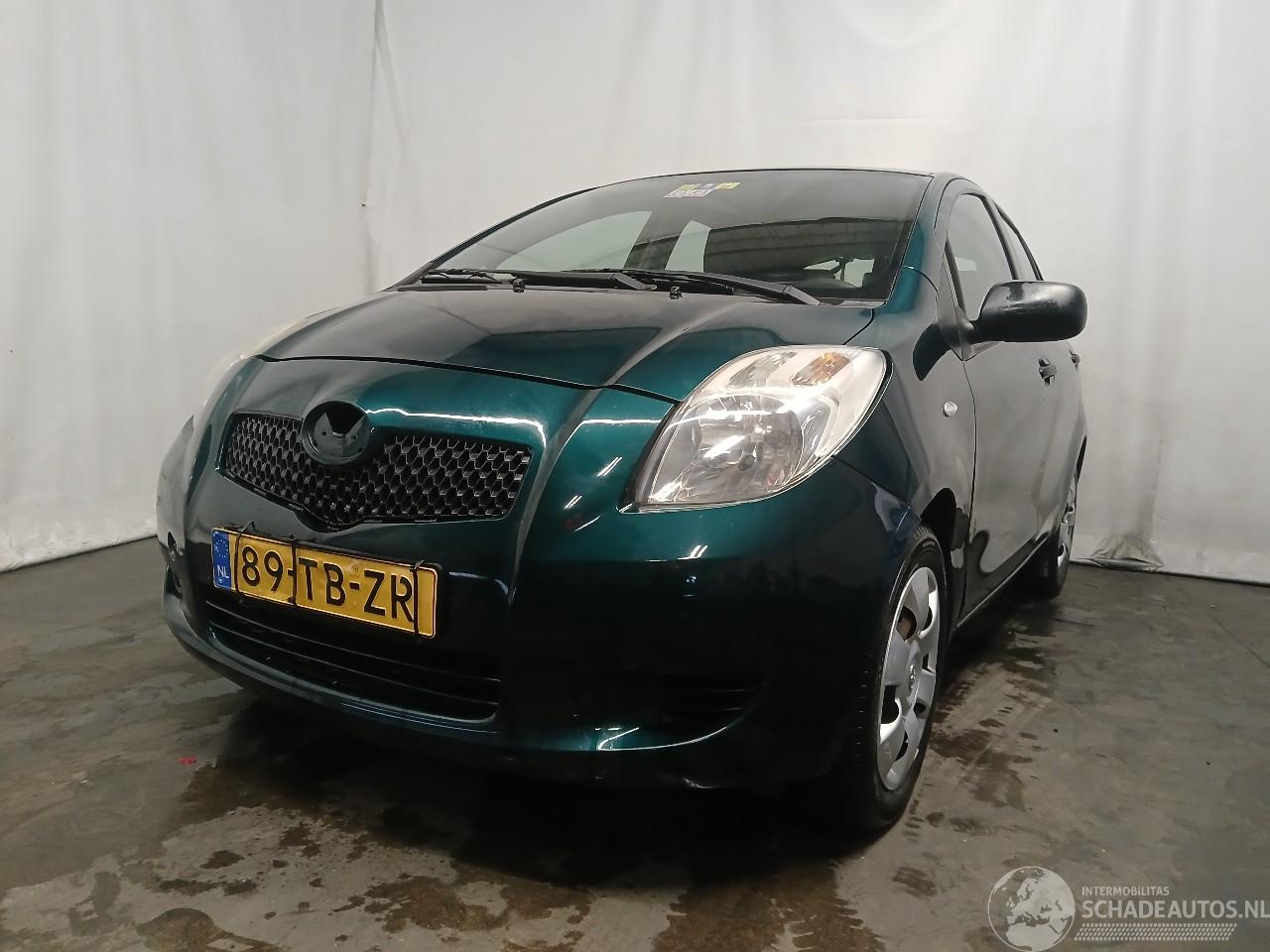 Toyota Yaris Yaris II (P9) Hatchback 1.3 16V VVT-i (2SZFE) [64kW]  (08-2005/11-2010=
)