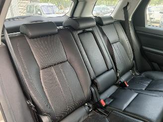 Land Rover Discovery Discovery Sport (LC) Terreinwagen 2.0 TD4 180 16V (204DTD(AJ20D4)) [13=
2kW]  (06-2015/...) picture 10