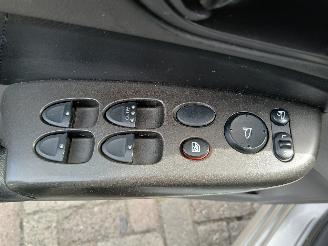 Honda Civic Civic (FA/FD) Sedan 1.3 Hybrid (LDA2) [70kW]  (01-2006/12-2010) picture 13