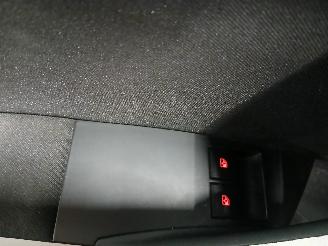 Opel Astra Astra J (PC6/PD6/PE6/PF6) Hatchback 5-drs 1.4 Turbo 16V (A14NET(Euro 5=
)) [103kW]  (12-2009/10-2015) picture 13