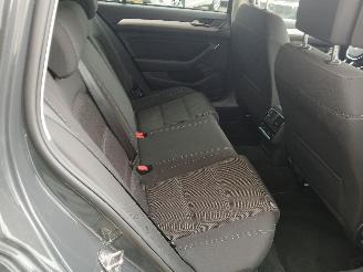 Volkswagen Passat Passat Variant (3G5) Combi 1.5 TSI 16V (DADA) [110kW]  (08-2018/03-202=
4) picture 9