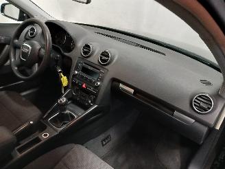 Audi A3 A3 Sportback (8PA) Hatchback 5-drs 1.8 TFSI 16V (BYT) [118kW]  (11-200=
6/03-2013) picture 8