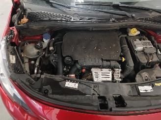 Peugeot 2008 2008 (CU) MPV 1.2 12V e-THP PureTech 110 (EB2DT(HNZ)) [81kW]  (01-2015=
/12-2019) picture 25