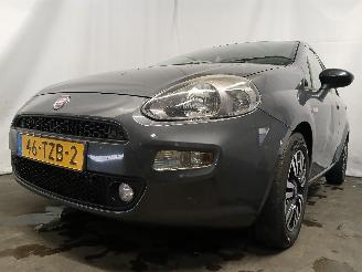 Damaged car Fiat Punto Punto III (199) Hatchback 0.9 TwinAir (312.A.2000) [63kW]  (03-2012/..=
=2E) 2012/4