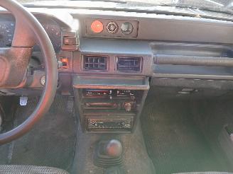 Daihatsu Feroza Feroza Soft Top (F300) Terreinwagen 1.6 DX,EL,SE 16V (HD-E) [70kW]  (1=
0-1988/12-1997) picture 15