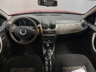 Dacia Sandero Sandero I (BS) Hatchback 1.4 (K7J-710(K7J-A7)) [55kW]  (06-2008/12-201=
2) picture 12