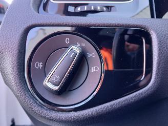 Volkswagen Golf Golf VII (AUA) Hatchback 2.0 R 4Motion 16V (DNUE) [221kW]  (11-2013/08=
-2020) picture 13