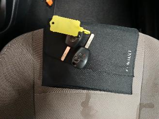 Renault Twingo Twingo II (CN) Hatchback 3-drs 1.2 16V (D4F-772(D4F-J7)) [56kW]  (03-2=
007/09-2014) picture 20