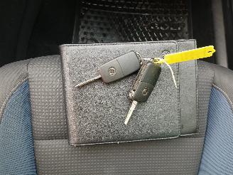 Volkswagen Golf Golf VI (5K1) Hatchback 1.2 TSI BlueMotion (CBZB) [77kW]  (11-2008/11-=
2012) picture 18